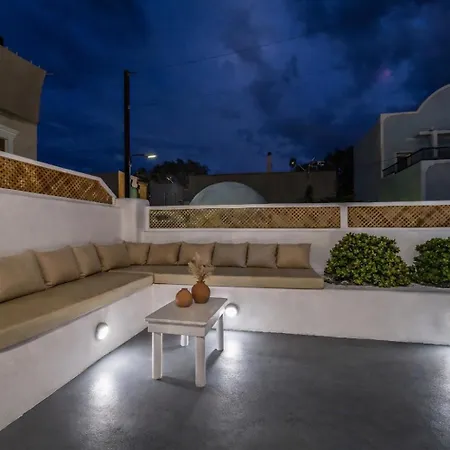 Villa Aether Canava - Heated Pool In The Heart Of Fira (Santorini)