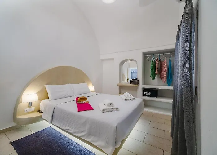 Aether Canava Suite - Private Hot Pool Villa Fira (Santorini)