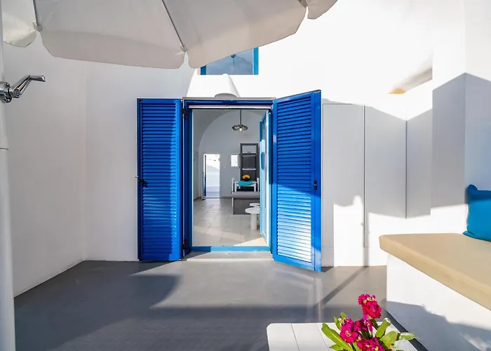 Aether Canava - Heated Pool In The Heart Of Fira * Fira (Santorini)