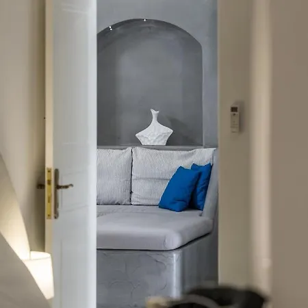 Casa Maritina Private Villa Fira (Santorini)