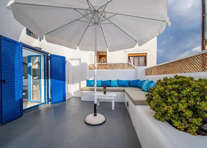 Aether Canava - Heated Pool In The Heart Of Fíra