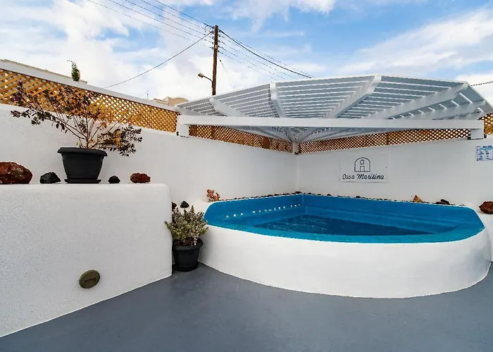 Aether Canava - Heated Pool In The Heart Of Fira Villa Firá